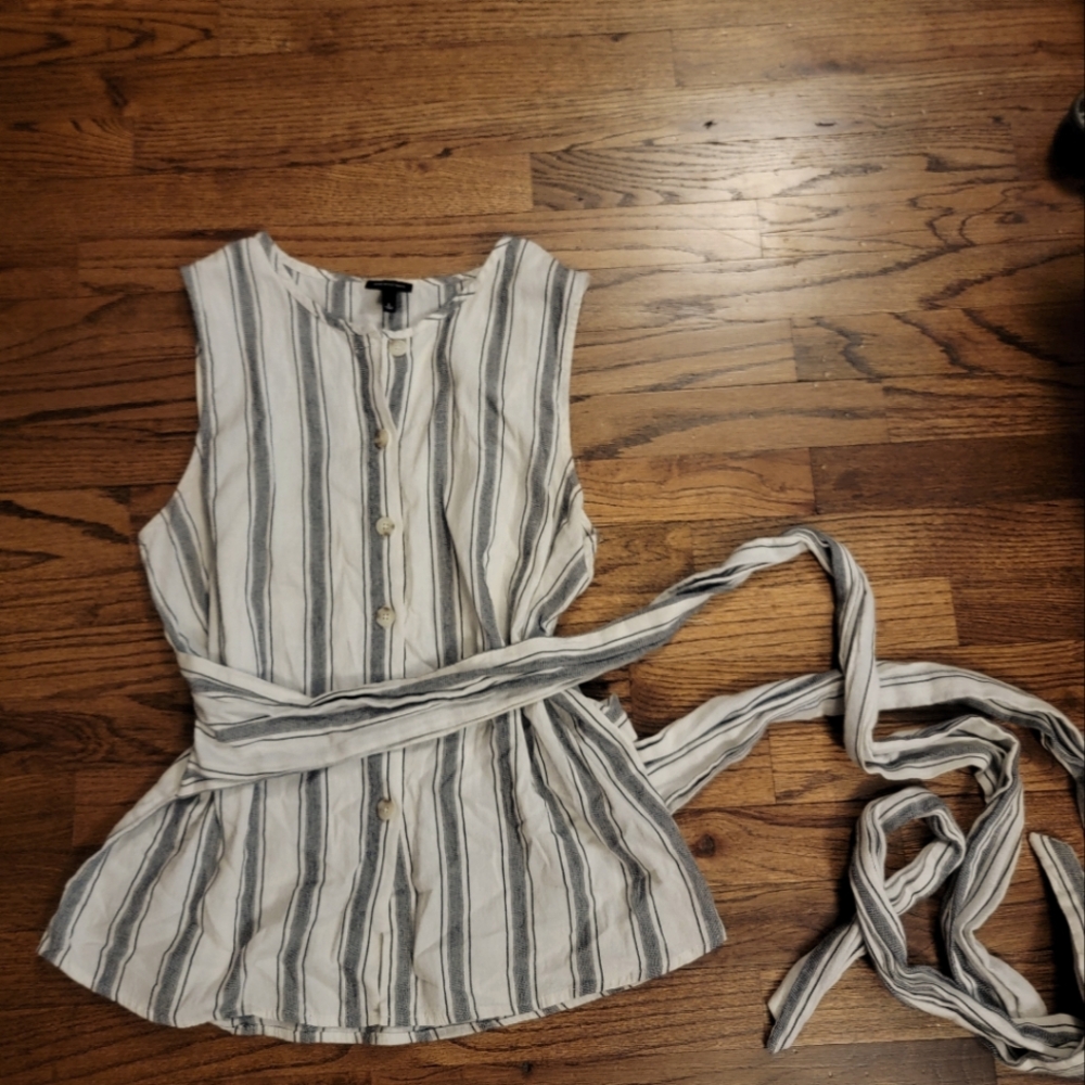 100% cotton wrap top